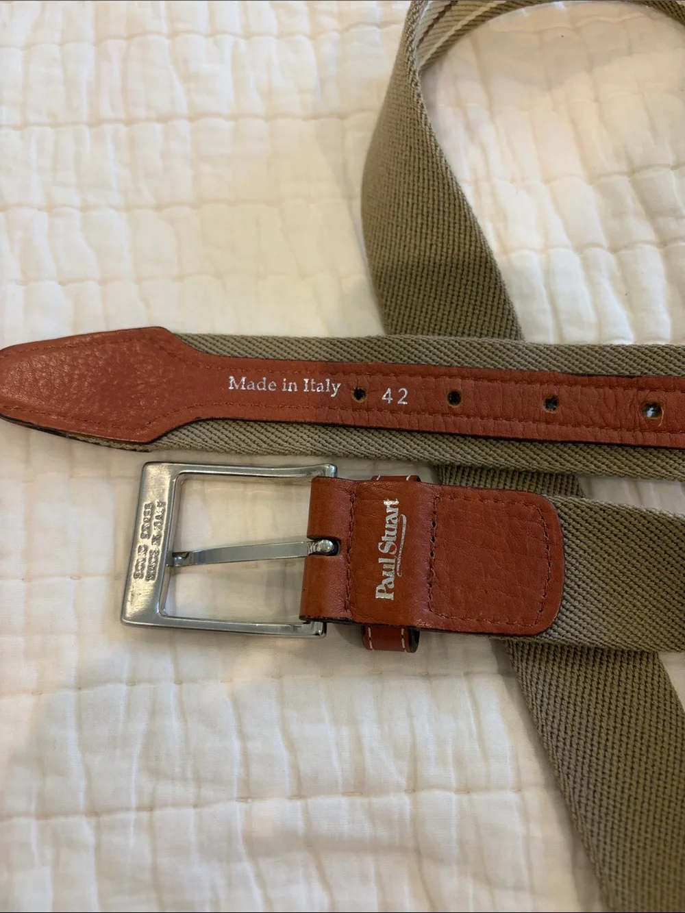 Men’s Paul Stuart Striped Canvas Belt w/ Brown Leather Trim. Size 42. Like new!